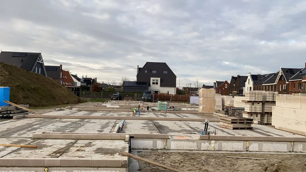 Kalkzandsteen lijmwerk Wijchen — Hendriks Huurlingsedam Wijchen — 68 woningen, uitvoering 5