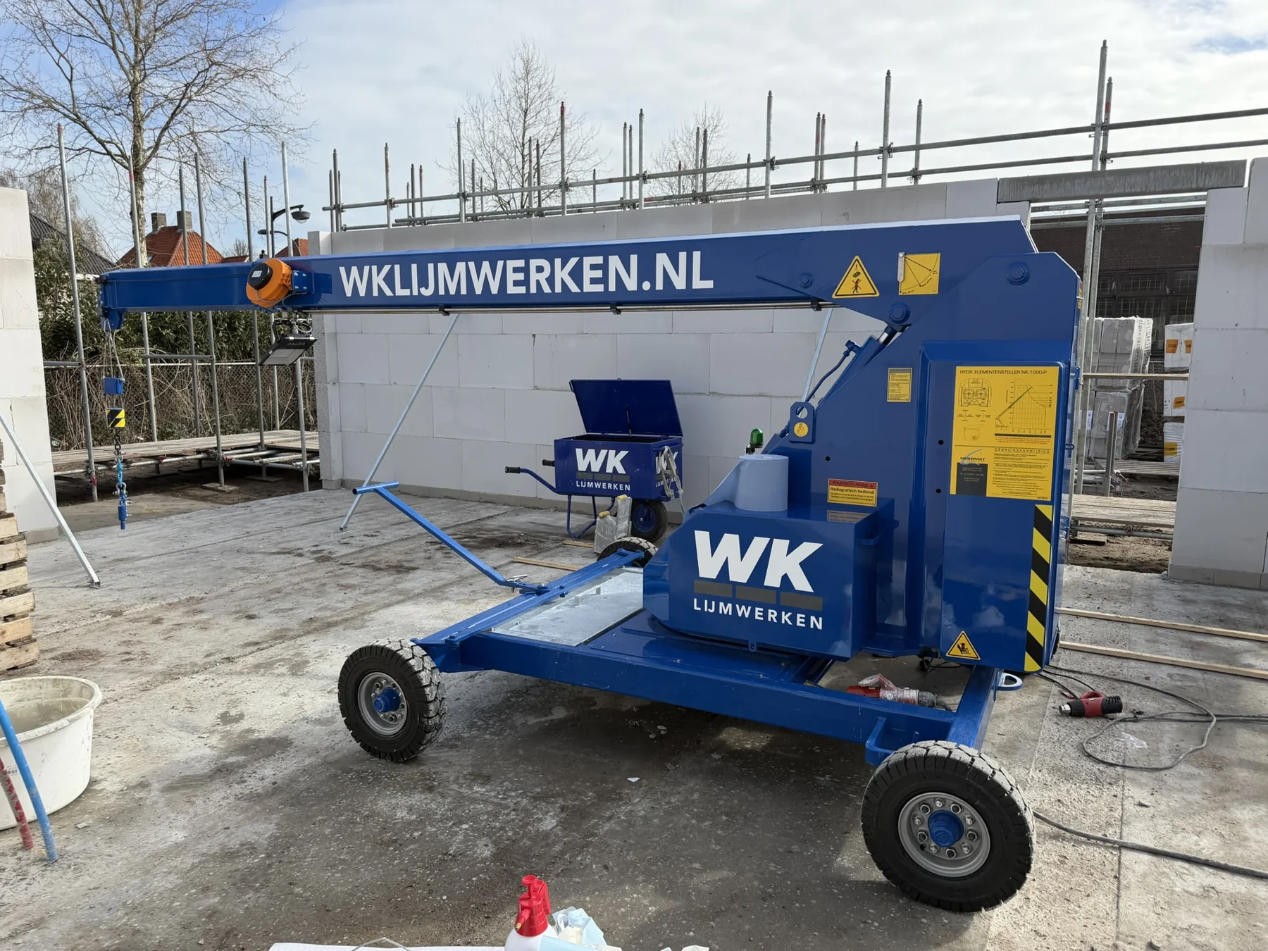 Lijmkraan inzet op de bouwplaats voor machinaal lijmwerk kalkzandsteen — WK Lijmwerken